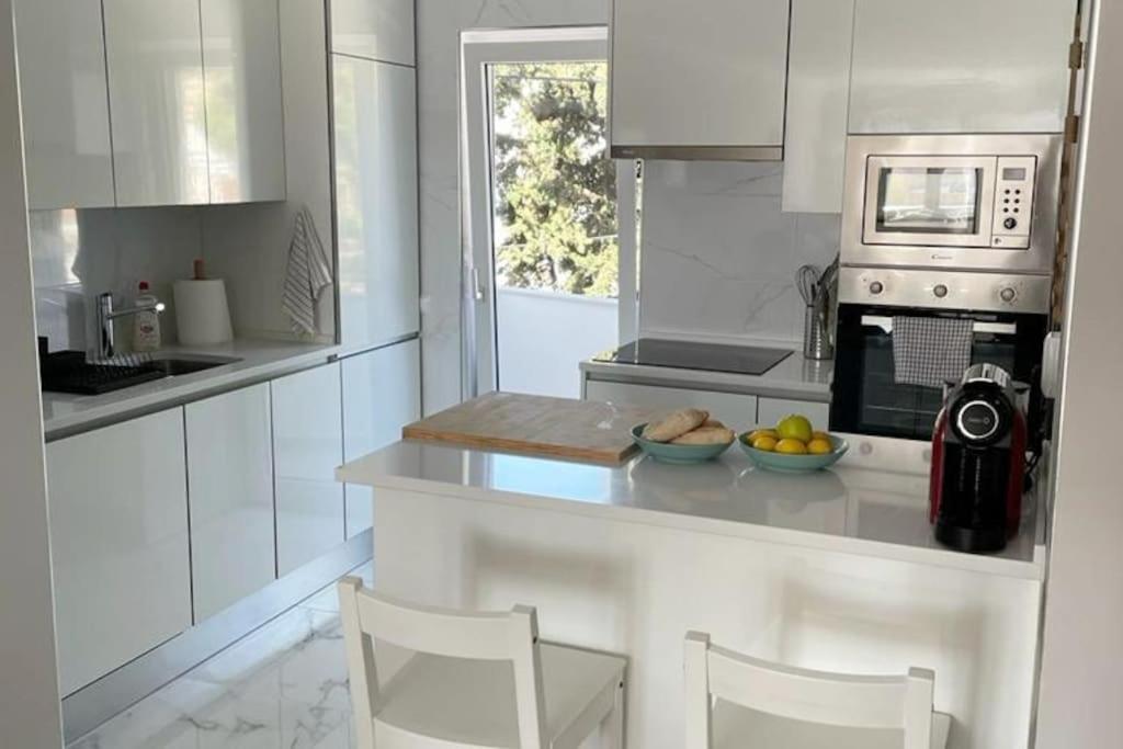 ססימברה *Sea View* New 3 Bedroom Apt With Free Parking מראה חיצוני תמונה
